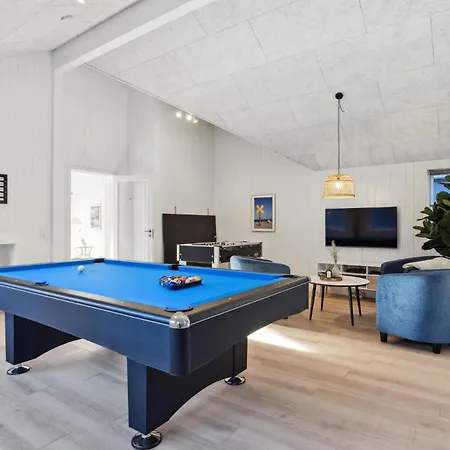 Aqua 242 Дом отдыха